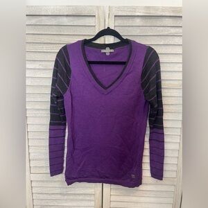 Smartwool Women’s Purple V-Neck Sweater Size M